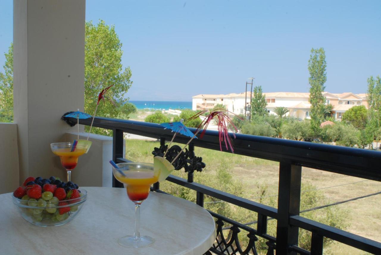 Letsos Hotel Аликанас Екстериор снимка