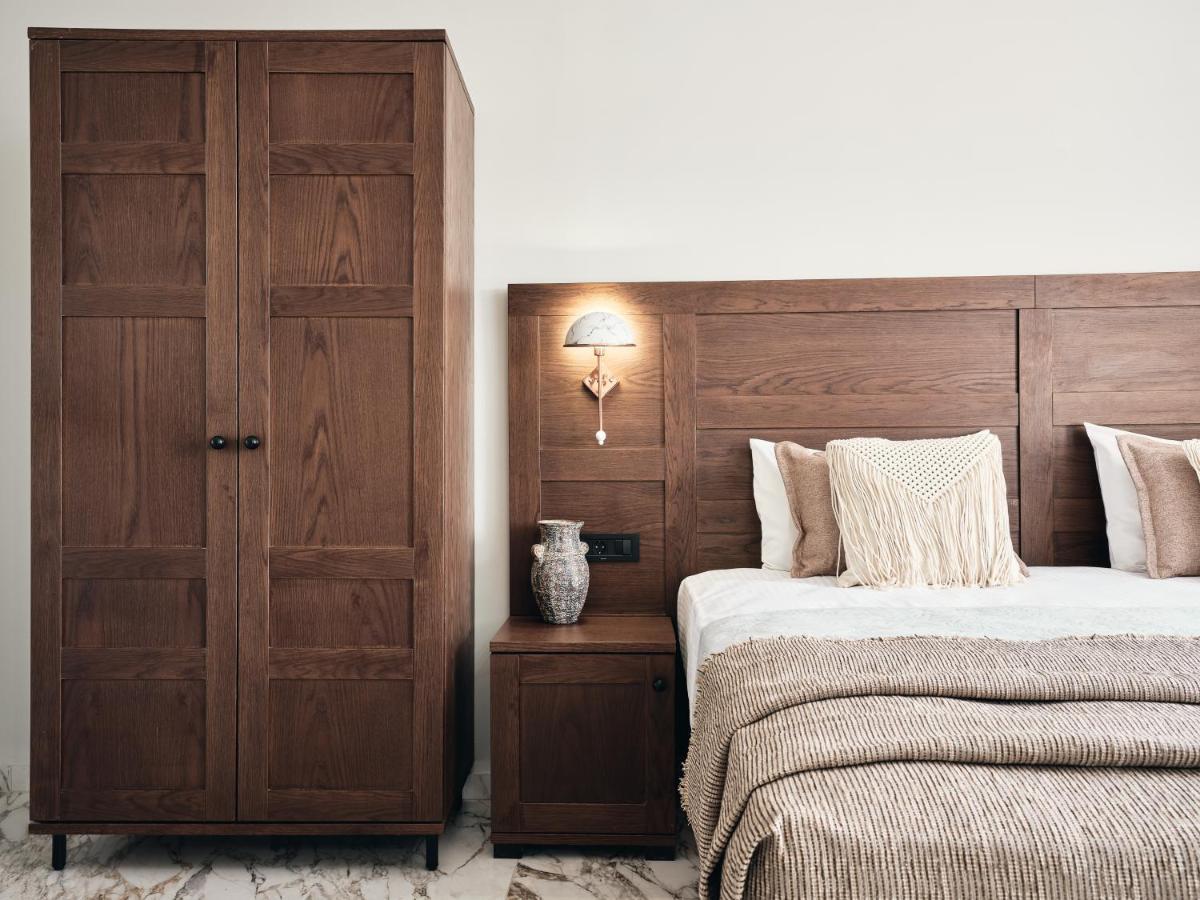 Letsos Hotel Аликанас Екстериор снимка
