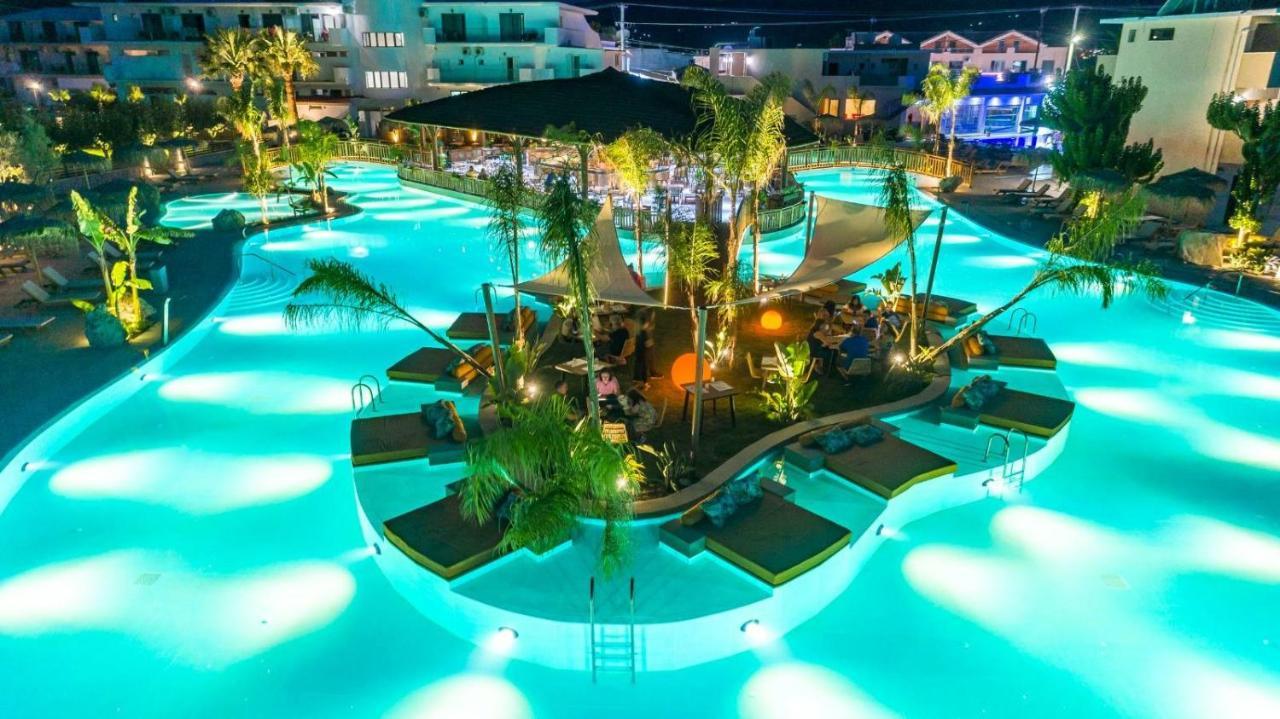 Letsos Hotel Аликанас Екстериор снимка