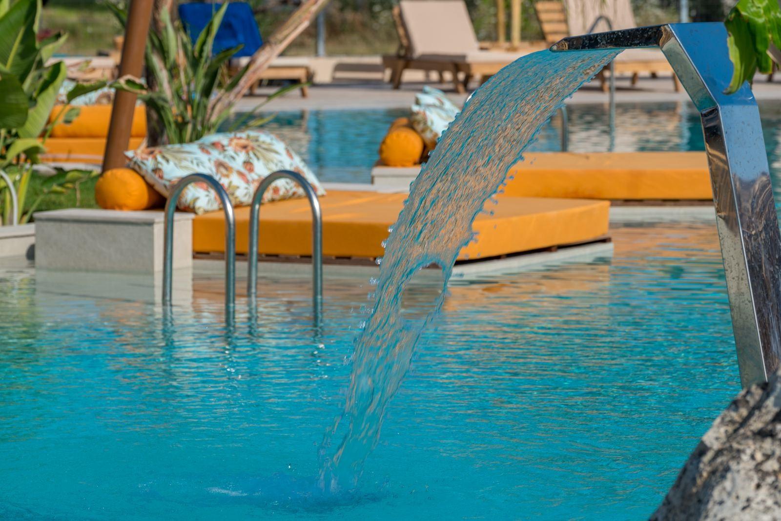 Letsos Hotel Аликанас Екстериор снимка