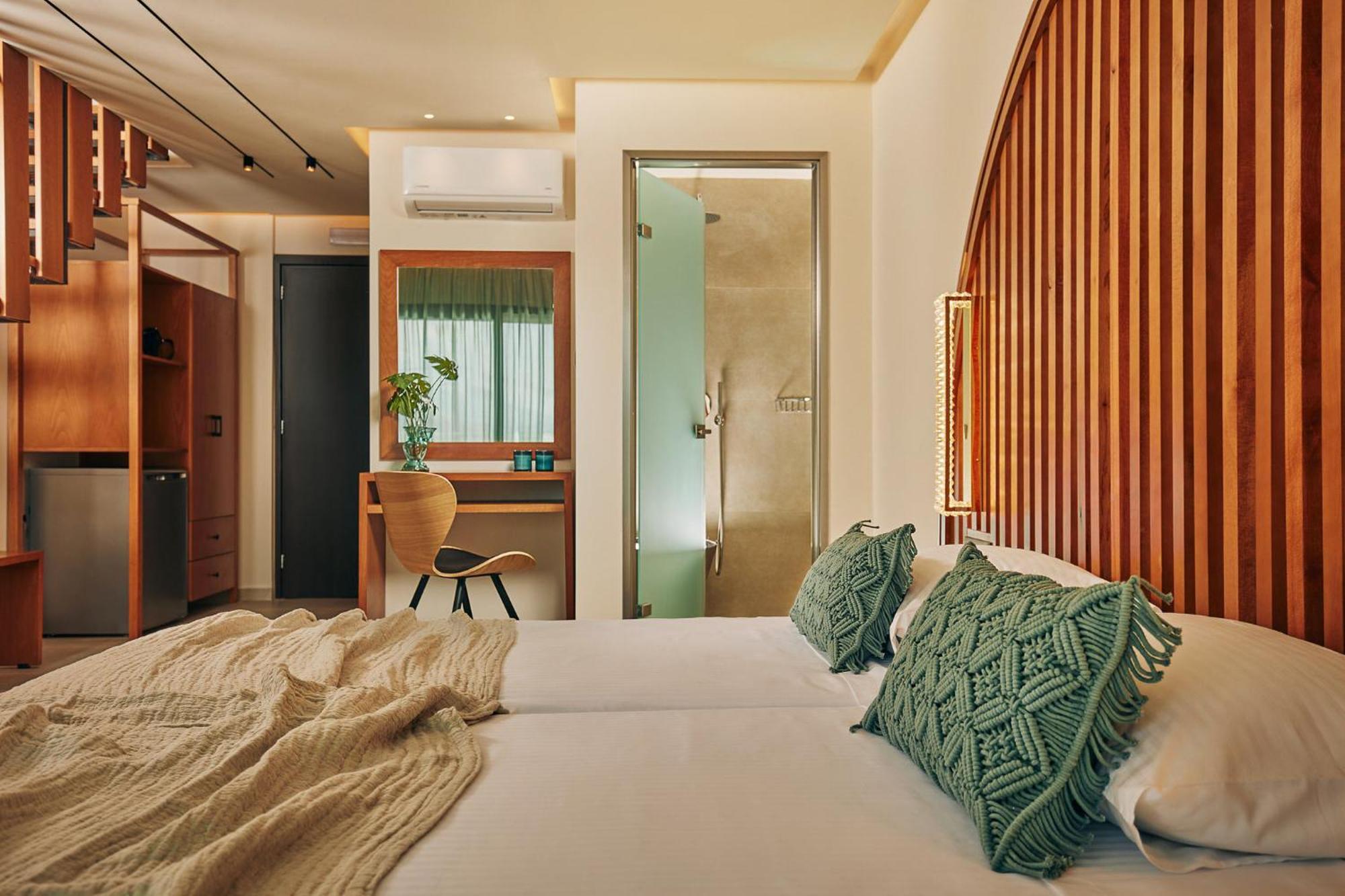 Letsos Hotel Аликанас Екстериор снимка